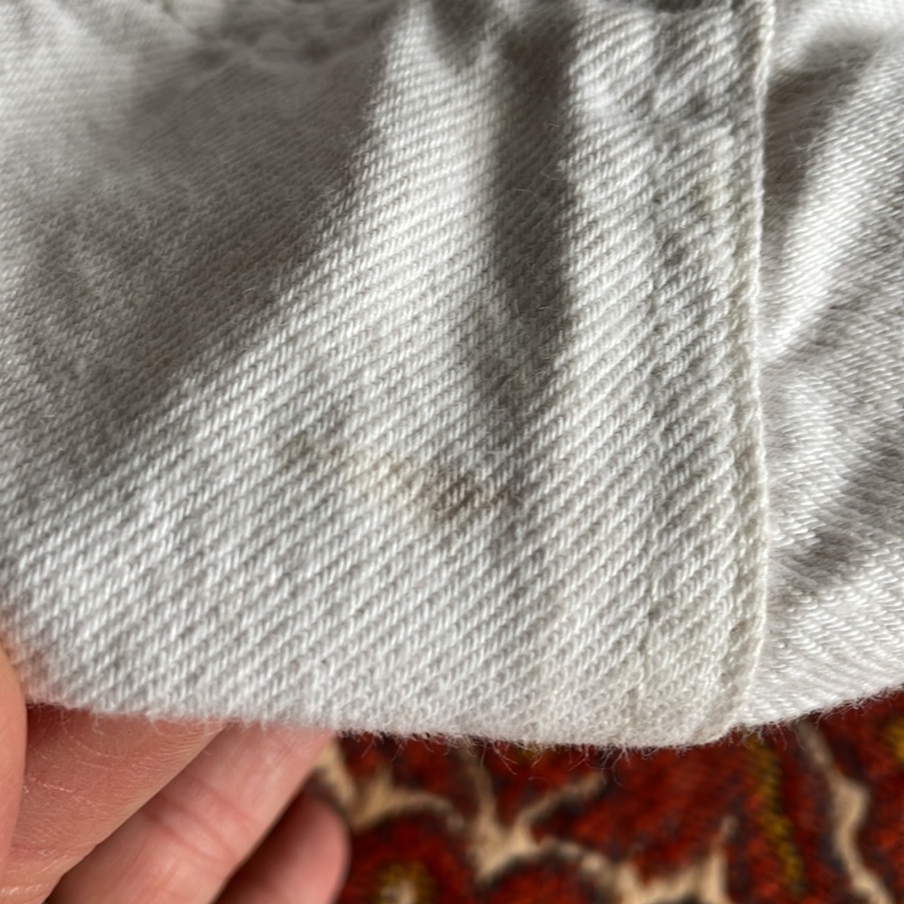 Levi’s Classic White Denim Jacket - image 7